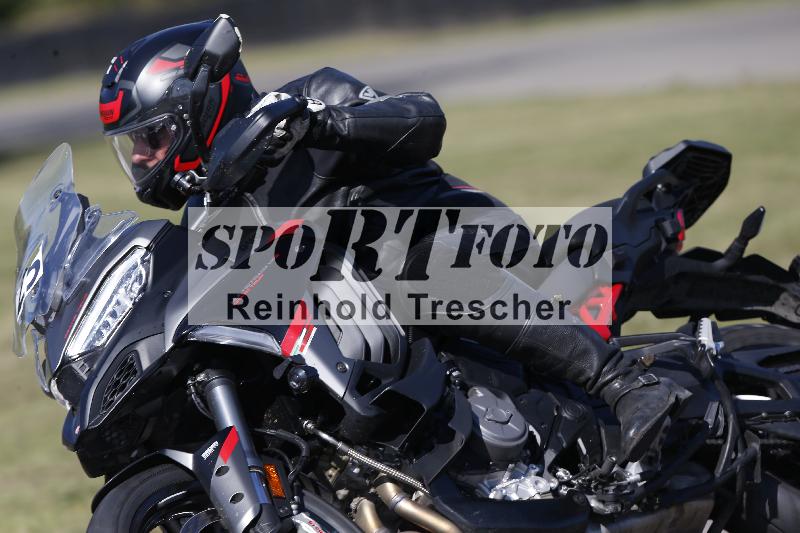 Archiv-2025/49 26.08.2025 Cornu Master School ADR/gruen-vert/25